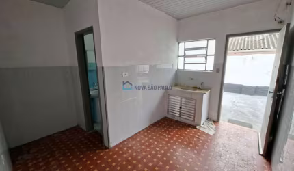 Casa térrea residencial para locação! Ao lado do metrô Jabaquara!