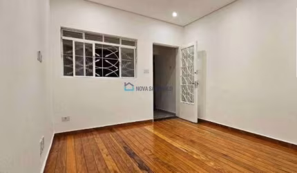 Casa com 2 quartos para alugar na Rua Visconde de Guaratiba, --, Vila Gumercindo, São Paulo, 130 m2 por R$ 3.700