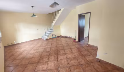 Sobrado com 03 Doms e 03 vagas - Vila Paulista