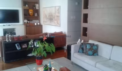Moema, Apartamento amplo 212m2!