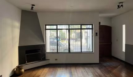 Sobrado 200m² - Campo Belo.