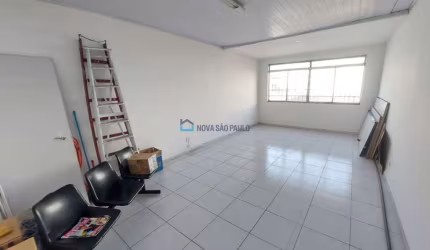 Sala Comercial no Jabaquara - O Espaço Ideal para o Sucesso do seu Negócio em uma Localização Boa