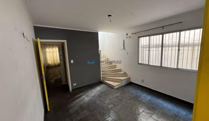 Sobrado com 2 Quartos e 1 Suíte