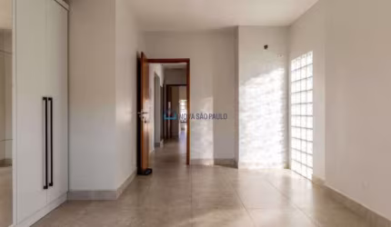 Sobrado 250m²  - Campo Belo