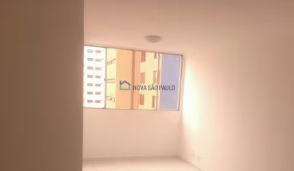 Apartamento para Alugar com 77m², 2 quartos e 1 vaga