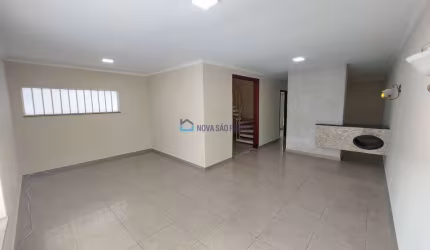 Sobrado com 4 dormitórios e 1 suíte no Planalto Paulista