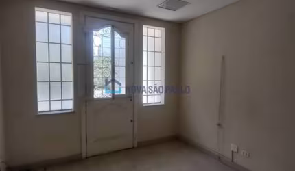 Excelente imóvel (sobrado comercial) com 08 salas e 06 banheiros - Localização privilegiadas