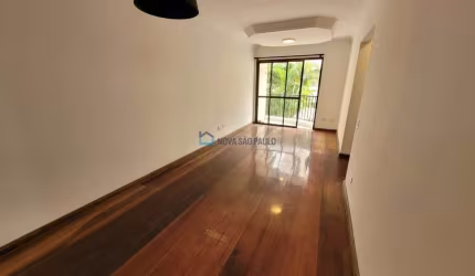 Seu novo lar no coração da Saúde: apartamento aconchegante e bem localizado!