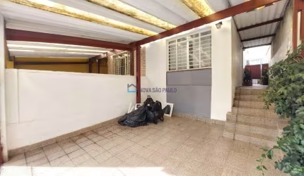 Sobrado residencial com 2 quartos , 2 vagas de garagem e edícula mobiliada nos fundo