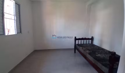 Casa térrea baixos bairro bosque da saude