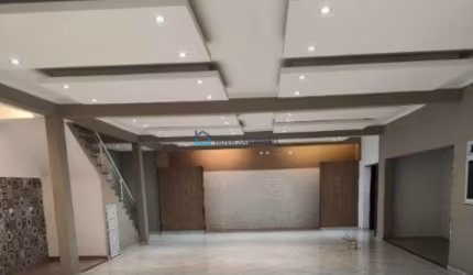 Sobrado Comercial| 500 m² área construída| 2 vagas