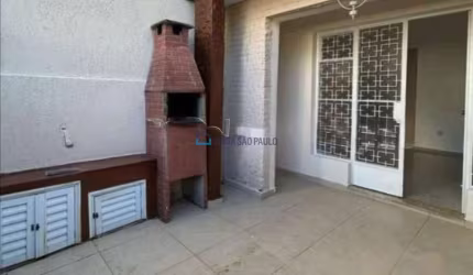Casa para alugar, com 160m², 2 quartos, 1 vaga no Cambuci.