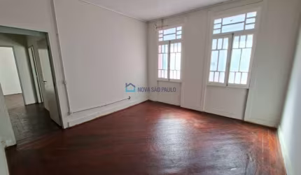Imóvel Comercial para Locação ? 120m² | 8 Salas | Liberdade ? São Paulo/SP