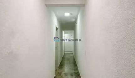 Kitnet com 1 dormitório e 1 banheiro, na Vila Monumento