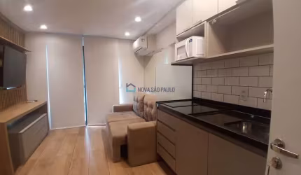 Studio na Saúde. 27m² com 1 Dorm Terraço, Vista Livre, e Lazer com Piscina coberta. Andar alto