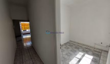 Apartamento  Comercial, ótima localização, prox. ao metro Praça da Arvore