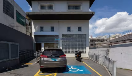 Loja comercial para locação! A 290 metros a pé do metrô Jabaquara!