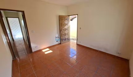Casa para locação no Jabaquara 02 quartos e 02 vagas