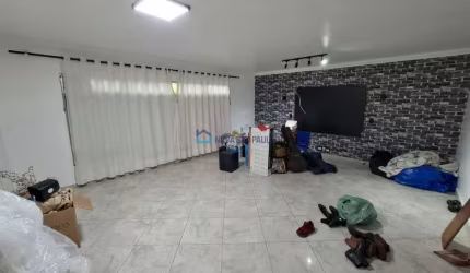 Sobrado para locação no bairro Cidade Ademar.