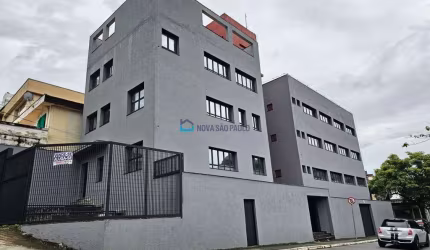 Prédio na Bosque da Saúde 984m² e 12 vagas.