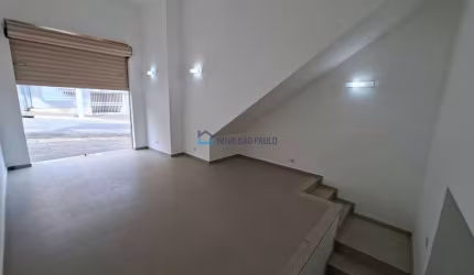 Salão comercial de 150m² na Vila Monumento