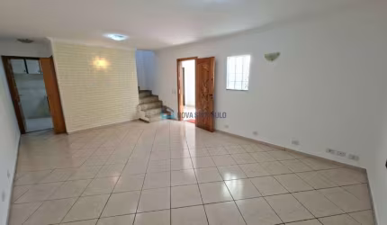 Casa para locação no Jabaquara 03 quartos e 02 vagas de garagem