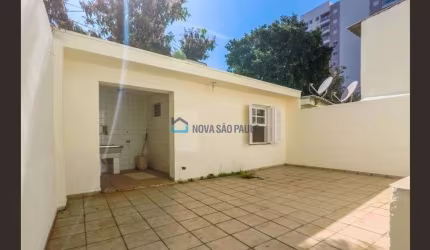Excelente sobrado comercial e residêncial para locação em Mirandópolis!
