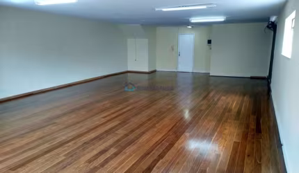 Conjunto Comercial de 105m² próximo ao Metrô Jabaquara.