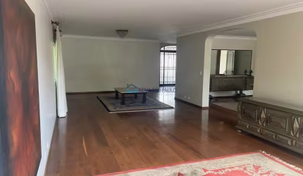 Casa para alugar com 7 dormitórios