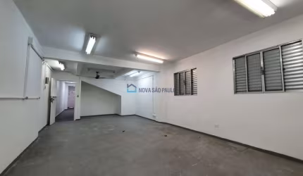 Imóvel comercial ao lado do metrô Jabaquara e colégio Montessouri Santa Teresinha!