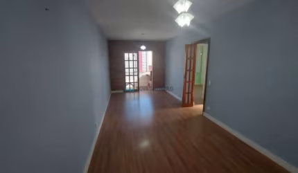 Apartamento à venda na Saúde com 2 quartos e 1 vaga de garagem.