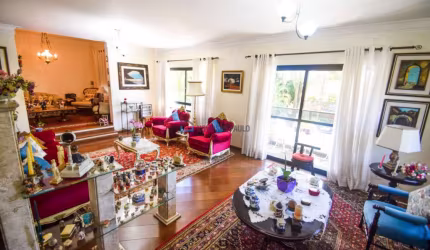 Apartamento 211m2 próximo Av. Indianópolis - 3 suítes, 4 vagas, 2 closets