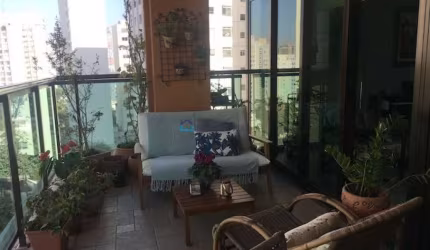 Apartamento no Paraíso com 152 m2.