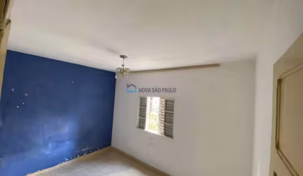 Casa no Planalto Paulista terreno 6 x 24