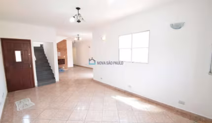 Sobrado  Ipiranga Residencial ou Comercial Vago. Aceita permuta na regiao