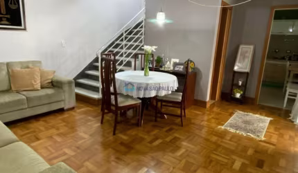 Casa à venda na Vila Guarani com 2 quartos.