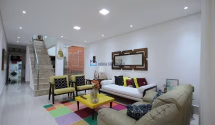 Sobrado Novo de 108,5 m² de área útil - 3 dormitórios e 2 vagas - Jardim da Saúde