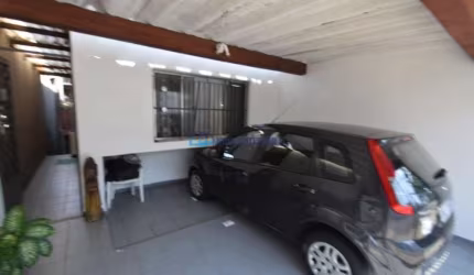Casa Térrea, 2 dormitórios, 1 suíte, 2 vagas, próximo Av. Pedro Bueno e ao Aeroporto