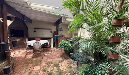 Planalto Paulista, sobrado em local nobre, com 3 dormitório, 1 suíte e 4 vagas