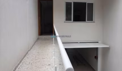Sobrado novo à venda na Saúde com 3 suítes, 5 vagas de garagem e terraço gourmet.