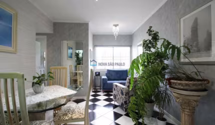 Apartamento à venda, em Moema, a 900 metros do Shopping Ibirapuera