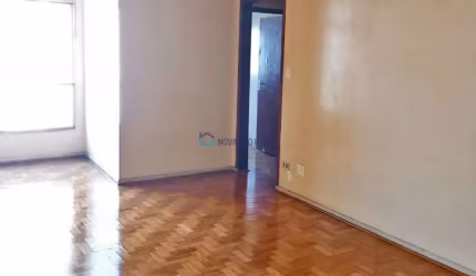 Apartamento à venda, com 97 m², 2 quartos, 1 vaga, na Vila Mariana, próximo ao metrô