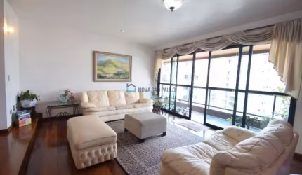 Apartamento à venda em Mirandópolis  a 800 m do Metrô Praça da Árvore