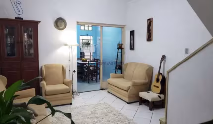 Casa à venda em Mirandópolis  com 2 quartos, 1 vaga de garagem.