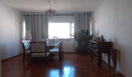 Apartamento com mais de 120 metros 2 quartos 2 banheiros na Bela Vista