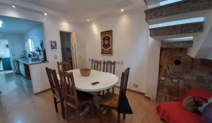 Casa de Vila, com 160 m² de área útil, 3 dormitórios, a 500 metros do metrô Chácara Klabin