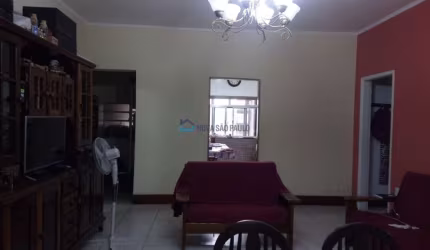 Dois Sobrados em um único terreno
