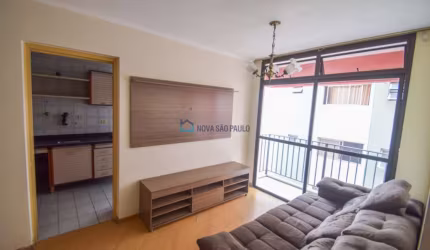 Apartamento de 2 dormitórios, 1 vaga fixa, ao lado do Metrô Saúde.