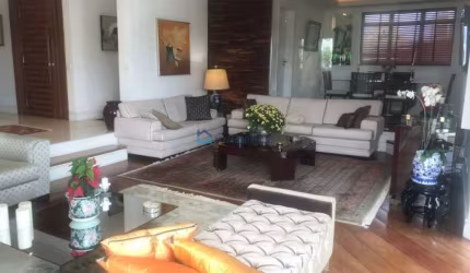 Apartamento Alto Padrão em Moema