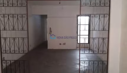 Sobrado na Vila Mariana, com 182m², 4 quartos, 1 suite, 2 vagas. 10 Min Metrô Vila Mariana